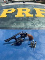 PRF apreende armas e munições em veículos na BR 470 em Campos Novos e BR 280 em Canoinhas