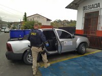 Carro roubado é recuperado em Itapecerica da Serra/SP