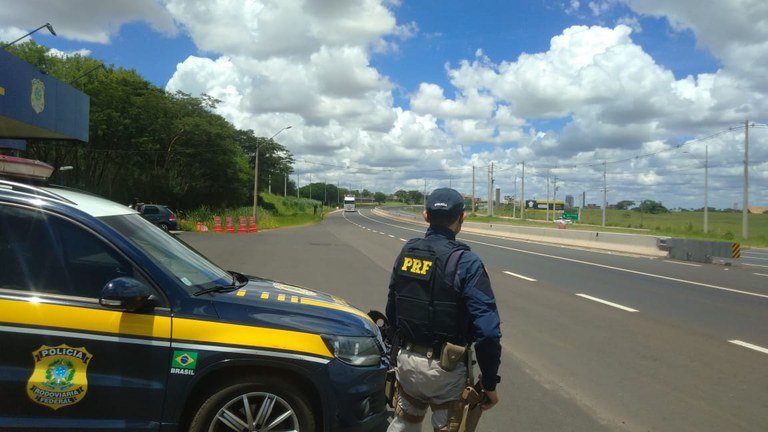 PRF encerra a operação Ano Novo sem mortes nas rodovias federais de São Paulo