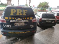 PRF e Polícia Civil prendem homem suspeito de integrar quadrilha de roubo de cargas