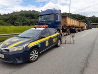 PRF flagra três ocorrências de violação à saúde pública na rodovia Fernão Dias