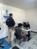 PRF realiza resgate de pessoa em estado de vulnerabilidade na Fernão Dias