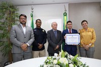 Aracaju/SE: Policial Rodoviário Federal recebe título de Cidadão Sergipano
