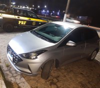 Nossa Senhora do Socorro/SE: PRF recupera carro com apropriação indébita.