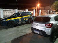 Malhada dos Bois/SE: PRF recupera na BR-101 automóvel roubado