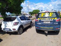 Itabaiana/SE: PRF recupera carro roubado na Bahia