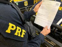 BR-101: PRF detém foragido que utilizava documentos falsos