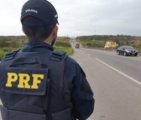 BR-101/SE: PRF prende mulher por tráfico de drogas