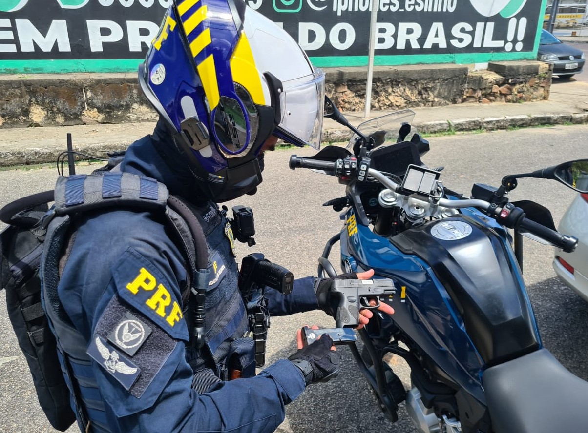 Est Ncia Se Prf Prende Homem Por Porte Ilegal De Arma De Fogo Pol Cia Rodovi Ria Federal