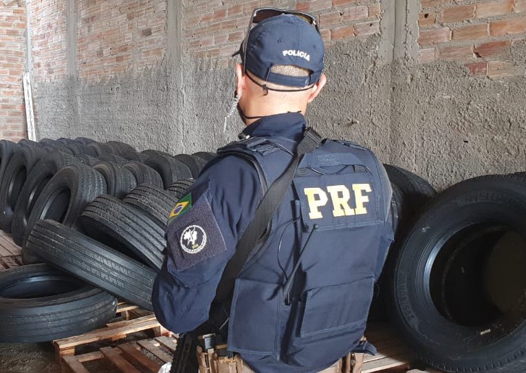 Itabaiana/SE: Mais de cem pneus são apreendidos em operação policial conjunta