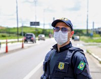 Itabaiana/SE: PRF flagra motoristas inabilitados trafegando na BR-235