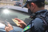 Malhada dos Bois/SE: PRF flagra motorista conduzindo com CNH suspensa