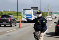 Rosário do Catete/SE: PRF detém motorista com CNH suspensa
