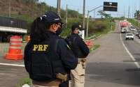 Sergipe: PRF apreende maconha e cocaína em carros de passeio