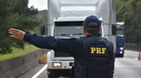 Sergipe: PRF flagra caminhoneiros portando "rebites"