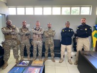 Sergipe: PRF recebe visita institucional de Policiais da COE da PMSE