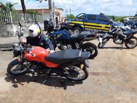 Umbaúba/SE: PRF flagra duas motocicletas adulteradas