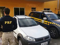 Umbaúba/SE: PRF flagra inabilitado dirigindo na BR-101