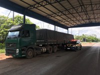 No Tocantins, PRF apreende cerca de 75m³ de madeira transportados ilegalmente
