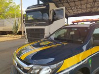 Caminhão-trator com registro de roubo é recuperado em Guaraí/TO