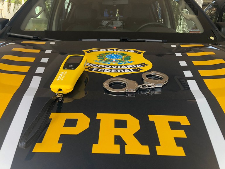 PRF prende homem por embriaguez ao volante em Colinas do Tocantins/TO