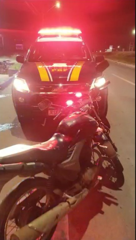 PRF recupera motocicleta com registro de roubo em Araguaína/TO