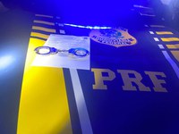 Em Palmas/TO, PRF prende homem acusado de estupro de vulnerável e recupera motocicleta roubada
