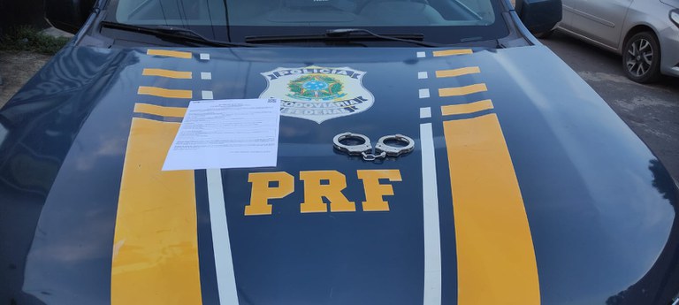 PRF cumpre mandado de prisão em Araguaína/TO