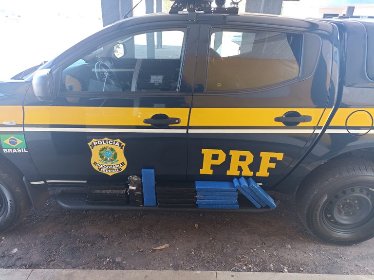 PRF prende passageira grávida por tráfico de drogas em Guaraí/TO