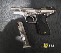 Em Araguaína/TO, PRF prende condutor portando ilegalmente arma de fogo