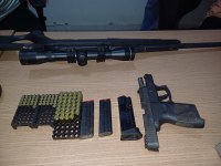 Em Aliança do Tocantins/TO, PRF apreende rifle e pistola durante abordagem na BR-153