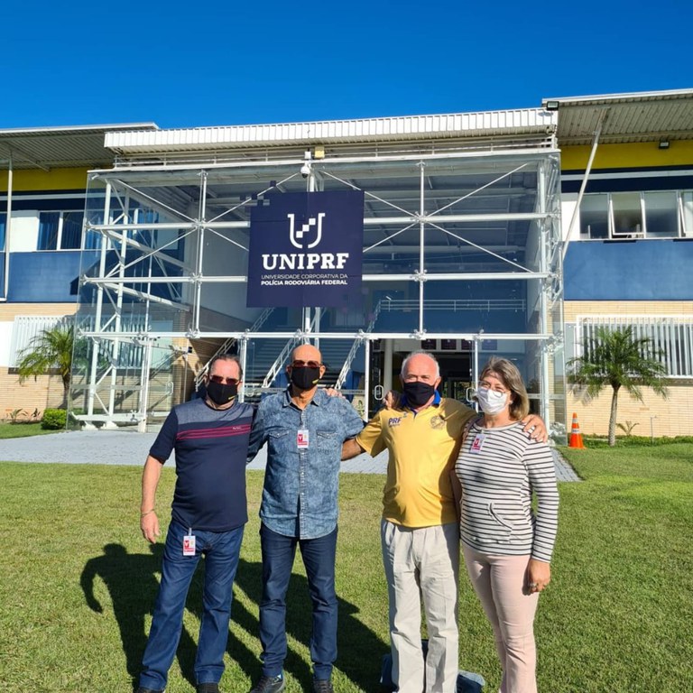 Veteranos na entrada Norte