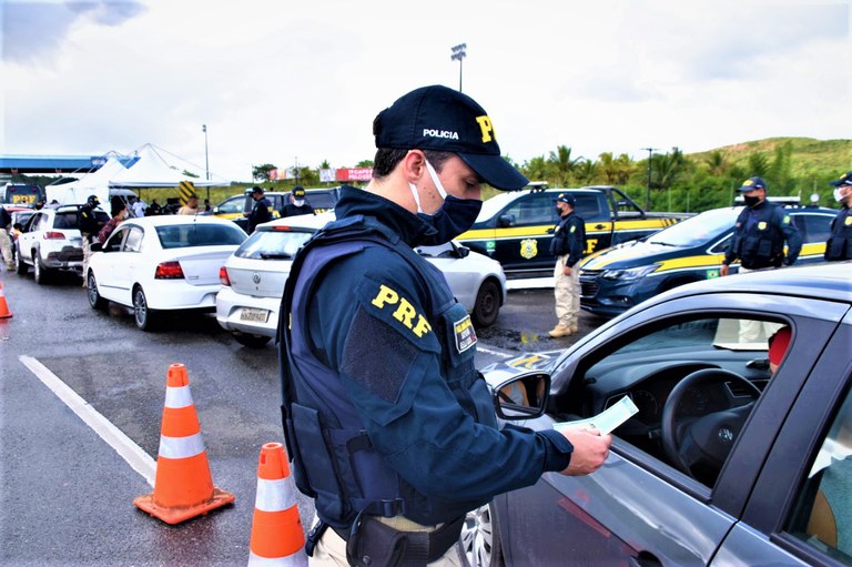 Vai pegar a estrada: Confira as dicas para fazer uma viagem tranquila e segura