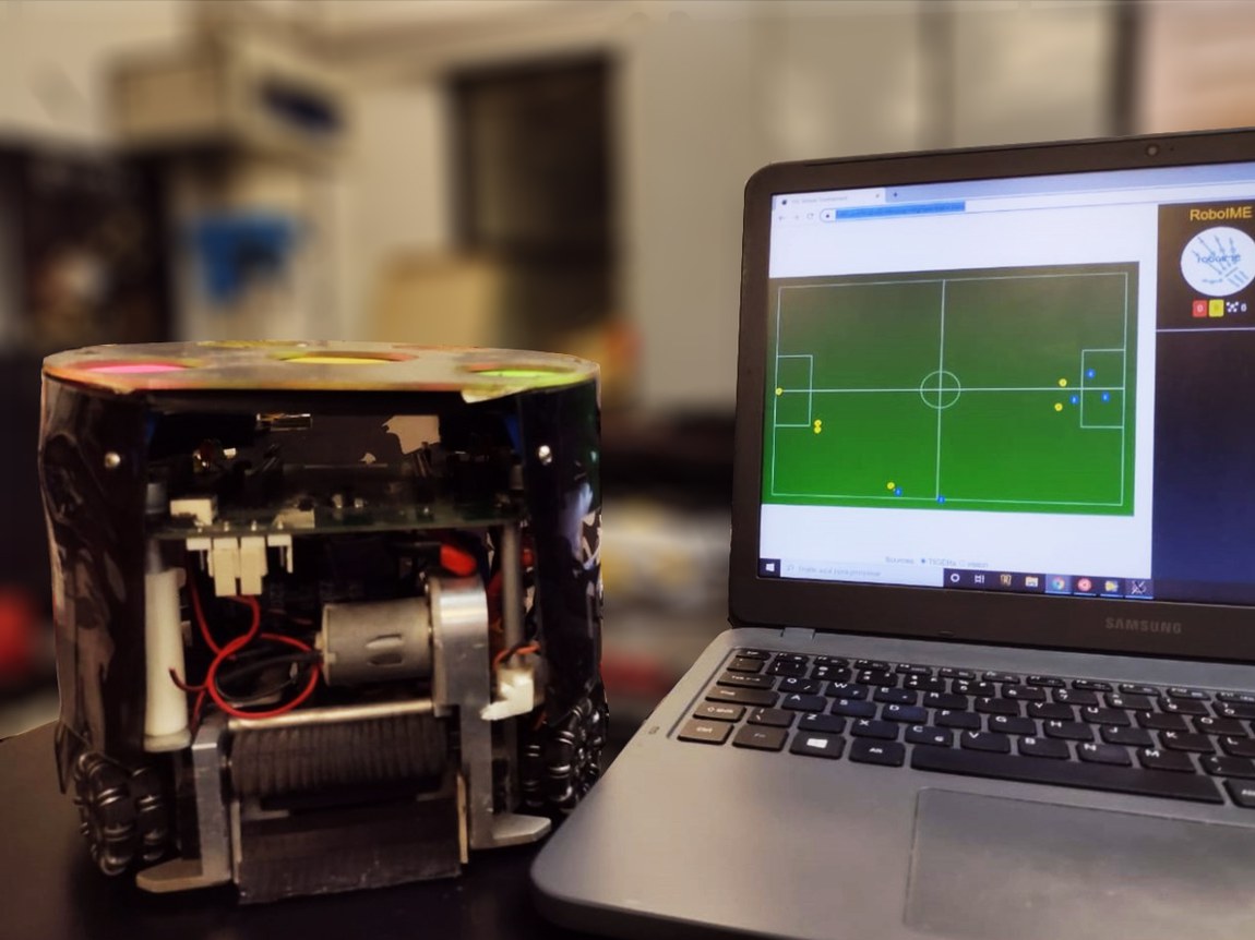 Equipe do Instituto Militar de Engenharia foi vice-campeã da Robocup