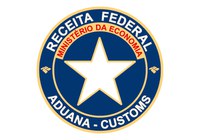 Receita Federal detecta mais de R$ 700 mil em bagagem de passageiro