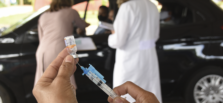 Saúde-orienta-vacinação-contra-a-covid-19-para-mulheres-de-grupos-prioritários.png