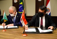 Brasil e Paraguai assinam acordo para fortalecer atenção e vigilância em saúde nas regiões de fronteira