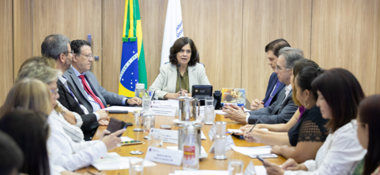 Grupo de trabalho do Ministério da Saúde debate piso da enfermagem até sexta (27)