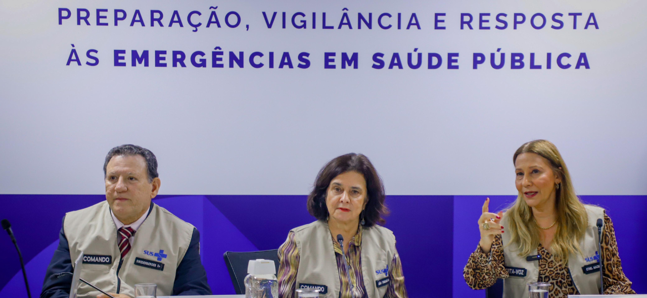 Ministra da Saúde enfatizou que, embora não haja motivos para alarme, é necessário manter estado de alerta em relação ao vírus