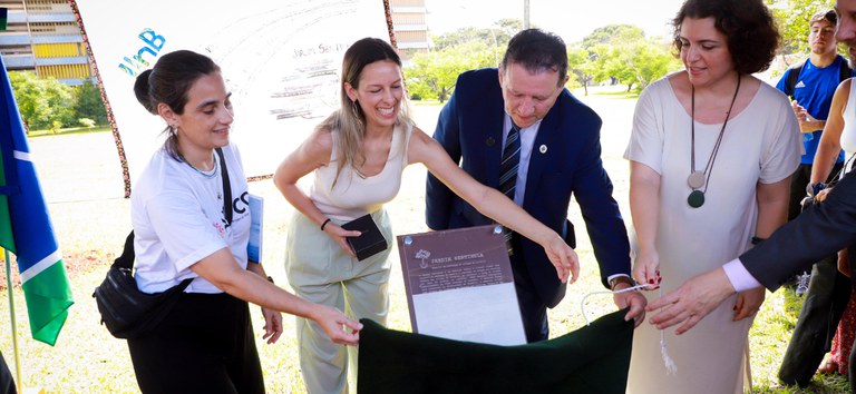 inauguração vitimas covid unb.jpg