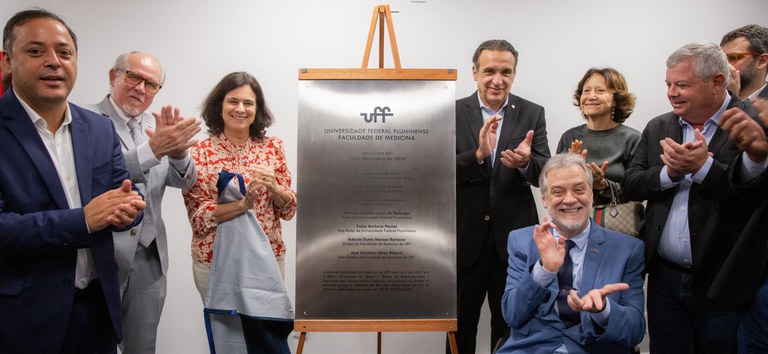 Ministra inaugura novo prédio da Faculdade de Medicina da Universidade Federal Fluminense