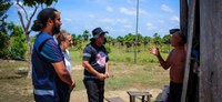 Impactos da seca em aldeia indígena do Amapá são avaliados por técnicos da Saúde