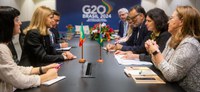 No G20, ministra Nísia defende produção regional de insumos de saúde