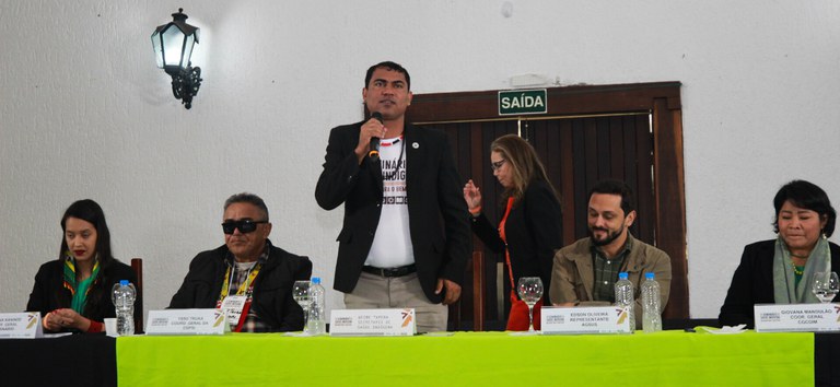 secretario sesai seminário em curitiba.jpg