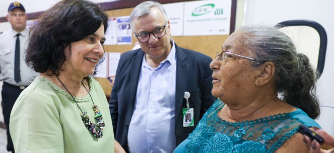 ministra visita hospitais federais.jpg