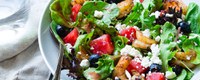 5 receitas de saladas com frutas
