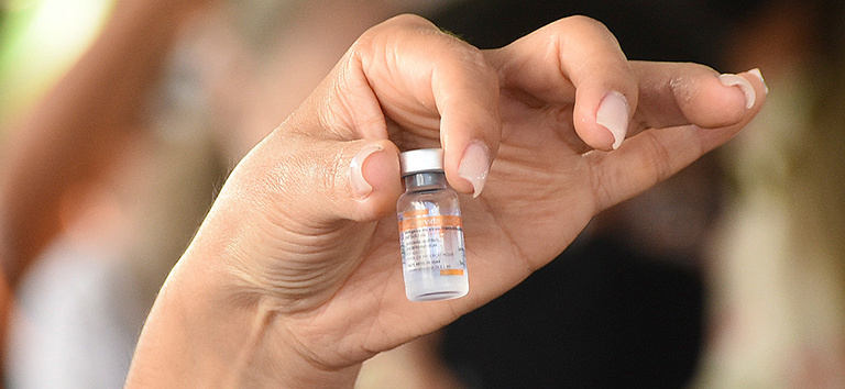vacinas-sao-seguras-e-importantes-contra-Covid-19-Tony-Winston-MS-2.png