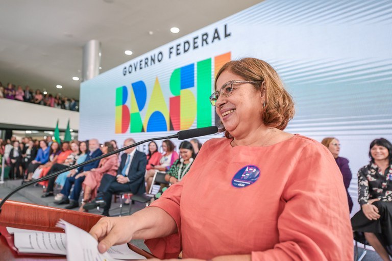 Minister of Women, Cida Gonçalves