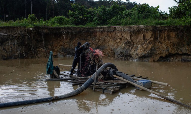 From August 22 to 26, 13 illegal gold miners were detained during intensified crackdown on illegal mining in the region