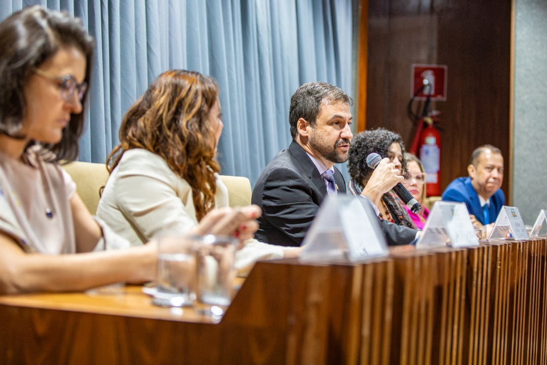 Lançamento da Estratégia de Educação Midiática quer promover ambiente digital mais plural e seguro